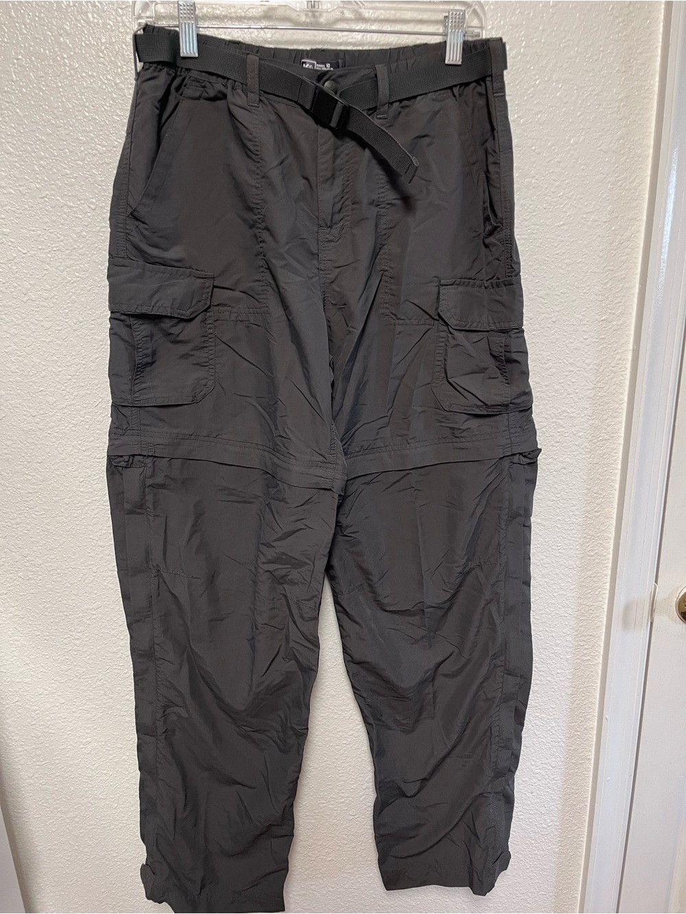 REI Gray Nylon CONVERTIBLE HIKING PANTS Outdoor Summer Shorts Women's 10